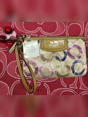 Coach Signature C Print Wristlet - New With Tags